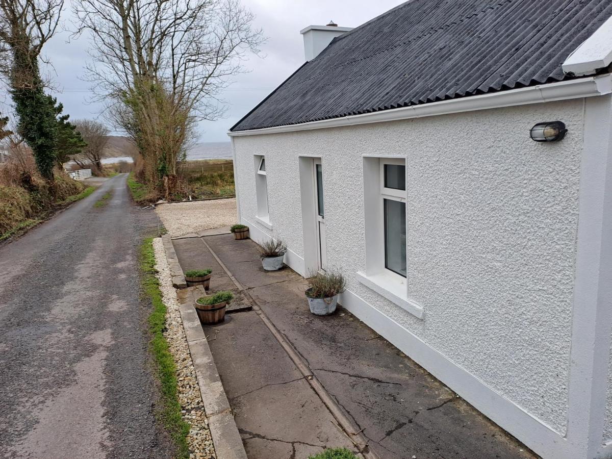 Blaneys Coastal Cottage Mountcharles Buitenkant foto